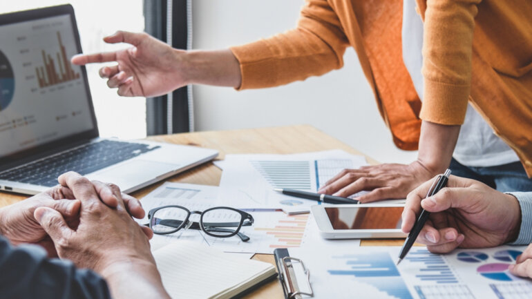 Broj računa poslovnih subjekata i potrošača kod kreditnih institucija